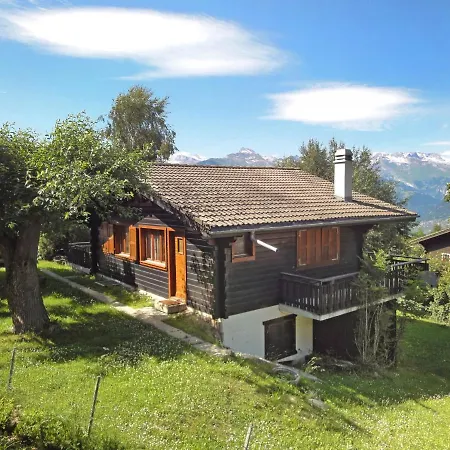 Sven Heul By Interhome 木屋